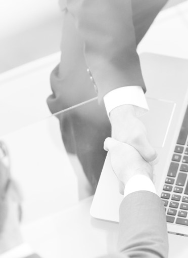 イメージ画像（グレースケール） | 採用情報